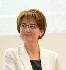 Prof. Dr. Andrea Elena Neculau